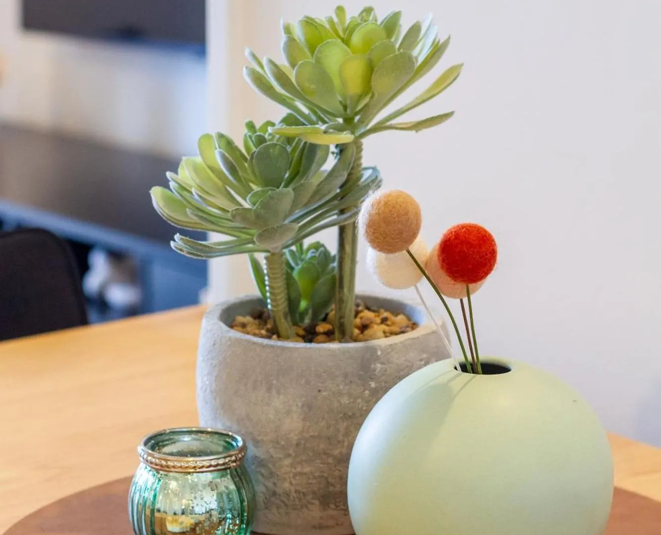 Apartment City Living: Upper Studio Haven On Wilmer Christchurch New Zealand